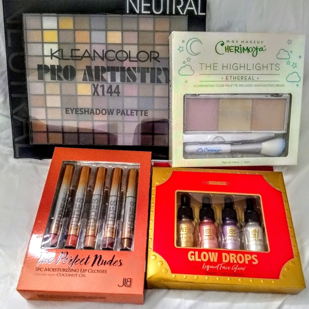 Beautiful make_up bundle!